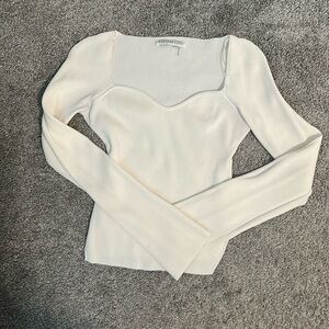 Rib knit long sleeves top. Extremely good material heavy and expensive